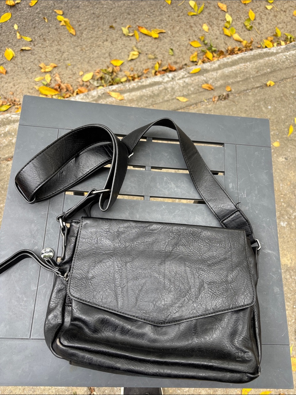 Black Men's Messenger Bag - Classic Crossbody